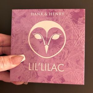 Hank & Henry Lil' Lilac Eyeshadow Palette - Purple Hues